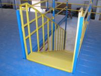Système de rayonnage à mezzanine robuste pour l'entreposage en entrepôt et en usine