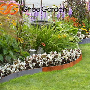 Borde de césped de acero recubierto autocurativo en forma de rectángulo - Product Image 1