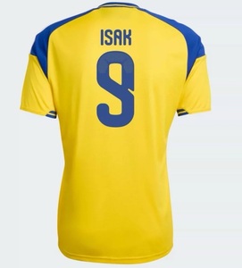 เสื้อทีมชาติสวีเดน 2026 ราคาประหยัด สำหรับผู้ใหญ่ ชุดกีฬาฟุตบอล เสื้อโพลีเอสเตอร์สำหรับแข่งขัน พร้อมหมายเลขและโลโก้ - Product Image 3