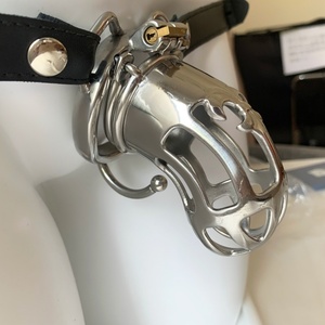 Anillo de Castidad Masculino FRRK-86, Pantalones de Cuero Negros, Juguete Sexual para Parejas Adultas - Product Image 3
