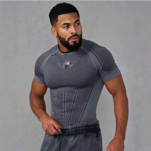 เสื้อผ้ากีฬาแขนสั้นผู้ชายทรงสลิมฟิตสไตล์อเมริกันรุ่นใหม่ แห้งเร็ว ยืดหยุ่นได้ เหมาะสำหรับออกกำลังกาย - Product Image 5