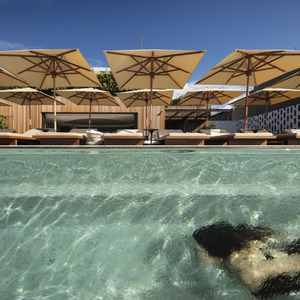 Librería Elegante para Hotel Boutique, Estantes Abiertos, Estructura Resistente, Diseño Moderno, Almacenamiento para Sala de Estar o Habitación de Huéspedes - Product Image 2