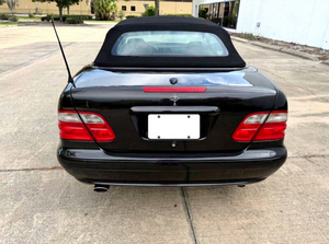 Prezzo basso, Mercedes-Benz CLK 320 del 2002, auto usata in vendita. - Product Image 6