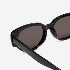 Lunettes de soleil œil de chat pour femmes, monture intégrale, protection UV400, style rétro, montures tendance pour adultes - Product Image 1
