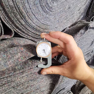 Tapis en <span class=keywords><strong>feutre</strong></span> noir pour l'entretien des routes et du béton, la construction de ponts, la protection des pentes, tissu <span class=keywords><strong>géotextile</strong></span> non tissé épaissi - Product Image 1