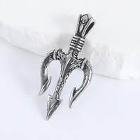 Colliers pendentifs en acier inoxydable plaqué or en gros, mythologie nordique, roi de la mer, trident