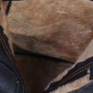 Venta al por mayor de calcetines personalizados de invierno de cuero de los hombres calcetines de cuero genuino calcetines atléticos - Product Image 5