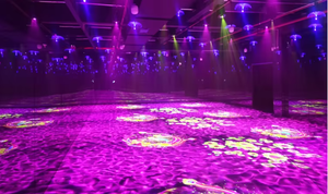 Luz de Proyección Profesional de 220W IP65 Resistente al Agua RGBW E27 LED Activada por Sonido, con Efecto de Onda de Agua Blanca Cálida, para Bodas y Navidad 2 - Product Image 4