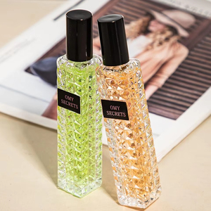 OMY SECRETS OMY Day Rose 30ML Perfume <span class=keywords><strong>de</strong></span> Estilo Moderno Fácil <span class=keywords><strong>de</strong></span> Llevar, Fragancia Corporal en Spray, Aroma Floral <span class=keywords><strong>de</strong></span> Rosas <span class=keywords><strong>de</strong></span> Larga Duración para Mujer - Product Image 1