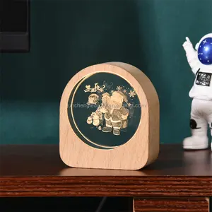 2024 nuovo design caldo di alta qualità via lattea 3D Spaceman Led luce notturna led sfera di cristallo con Base in legno