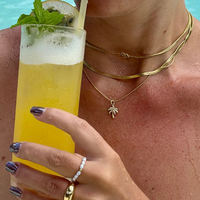 Zarter Stretch-Ring mit Barockperlen, Wasserfest, 18K Gold Edelstahl, Elastischer Perlen-Stapelring, Urlaubsschmuck für Damen