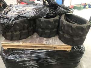 Chenille en caoutchouc JM 300*86*52.5, emboîtement précis, déplacement stable, durabilité fiable, adaptée aux petites et moyennes excavatrices - Product Image 2