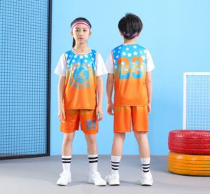 เสื้อเจอร์ซีย์บาสเก็ตบอลแห้งเร็วของเด็กผู้ชายตัวใหญ่พิเศษออกแบบได้เองสำหรับฤดูร้อน - Product Image 3