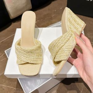 Nouvelles Sandales Compensées Tendance de Qualité avec Semelle en Caoutchouc 2026 pour Femme - Product Image 4