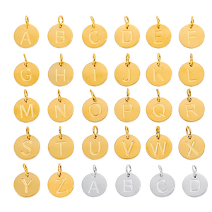 Dijes Iniciales en Forma de Disco |   Colgante de Moneda con Letra del Alfabeto en Acero Inoxidable Chapado en Oro PVD de 18K para la Fabricación de Joyas |   Resistente al agua y duradero - Product Image 1
