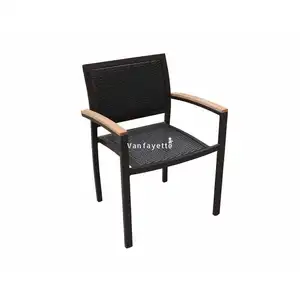 CG kursi dapat ditumpuk, dengan dekorasi lengan kayu untuk furnitur dek teras luar ruangan