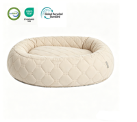 Lit orthopédique pour chien Yangyang Pet GRS, en tissu matelassé, mousse à mémoire de forme, motif dessin animé, beige clair, ovale, luxueux et apaisant