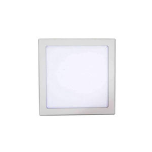 Faretto LED da superficie 24W, ad alta efficienza energetica, luce regolabile, ideale per l'illuminazione di ambienti e spazi - Product Image 1
