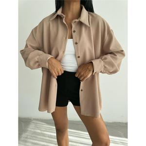 Camisa Beige OTTOMAN XL con Tela Tejida, Diseño Moderno sin Cuello, Transpirable y Decorada con Botones - Product Image 4