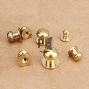 Латунный кошелек с заклепками - Product Image 1