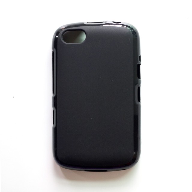 Manufacturer Wholesale Matte TPU Cases Soft Frosted Back Cover Silicone Mobile Phone Case for BlackBerry Curve 9720 Black
