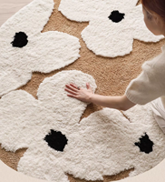 Tapis à poils longs Sarpes Freesia Floral en polyester, fabriqué à la machine, style crème, doux et élégant pour la décoration intérieure