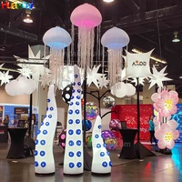 Créatures océaniques gonflables de méduses lumineuses gonflables avec lumières LED décorations gonflables suspendues pour les performances de club