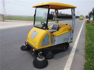 Precio competitivo Durable pequeña carretera de la máquina de limpieza de las barredoras de vehículo de camión - Product Image 4