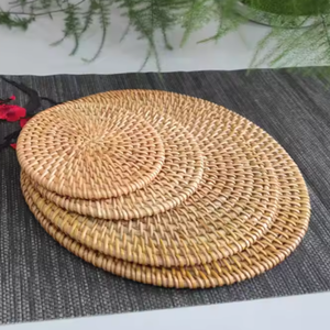 Posavasos de Mimbre Hechos a Mano en Vietnam, Ecológicos, Aislantes del Calor, para Decoración Navideña y Regalo, Hechos en Vietnam - Product Image 4