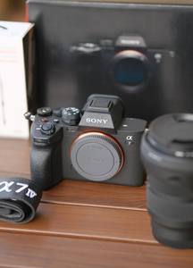 Appareil photo reflex numérique <span class=keywords><strong>Alpha</strong></span> <span class=keywords><strong>7</strong></span> IV 95 % neuf, 33 MP, capteur CMOS Full HD, avec écran tactile, batterie au lithium et carte SD - Product Image 4