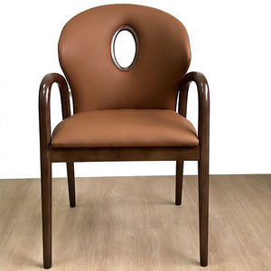 Silla de Comedor de Madera Maciza con Reposabrazos, Diseño Rústico, Asiento de Cuero Cómodo, Ideal para Casa de Té, Cafetería, Restaurante, Hogar - Product Image 3