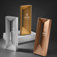 Trophée métallique moderne personnalisé par Noble Manufacturer pour les récompenses d'entreprise, la reconnaissance des employés et les prix de compétition