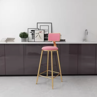 Table de comptoir de bar longue en bois de conception moderne nordique avec pied haut pour l'école à la maison ou le salon comprend un ensemble de chaises de magasin de thé