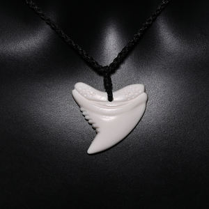 Gx047 हस्तनिर्मित नक्काशीदार शार्क दांत पेलेंट हार और याक हड्डी चोकर नए ज़ेलैंड माओरी आदिम जनजातियों के गहने सर्फिंग उपहार - Product Image 3