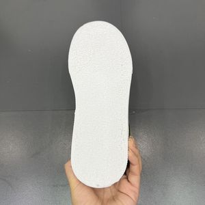 Chaussures de sport pour hommes, chaussures de course à pied, tissées, basses, amortissantes, respirantes, lumineuses pour la course nocturne - Product Image 4
