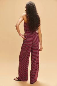 Enyami Sexy Schmal geschnittenes kragen loses Oberteil Lässig gestreiftes farb blockiertes träger loses Oberteil Stilvolle elastische Hose 2-teiliges Set - Product Image 3