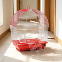 Cage à oiseaux en métal à dôme avec plusieurs perchoirs en bois, côtés transparents, mangeoires et plateau extractible pour agapornis, perruches et canaris