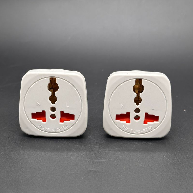 Multi Functional White Travel Plug Global