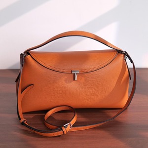 Eco Friendly Leather Shoulder <b>Bag</b> For Women With Stylish Design And <b>Long</b> Lasting Available At Wholesale Price - Product Image 1