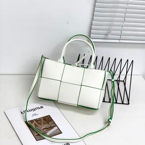 Bolso de mano de <span class=keywords><strong>cassette</strong></span> trenzado de cuero genuino pequeño para mujer a la moda - Product Image 5