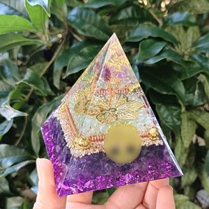 Pyramide en résine époxy avec galets de cristal, 8 cm, motif floral, arbre d'améthyste, décoration d'intérieur, ornement de bureau, cadeau - Product Image 4
