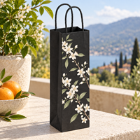 Sac cadeau en papier kraft pour bouteille de vin avec poignées torsadées, imprimé en avant avec des tiges de fleurs d'oranger - Noir