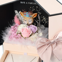Vente chaude Rouge À Lèvres Collier Rose Savon Fleur Coffret Cadeau LED Parfait Anniversaire Saint Valentin Fête Des Mères Cadeaux