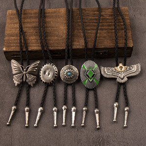 <span class=keywords><strong>Cravatta</strong></span> Bolo Artigianale Stile Western per <span class=keywords><strong>Uomo</strong></span>, <span class=keywords><strong>Cravatta</strong></span> in Pelle da Cowboy, Accessori per Costume <span class=keywords><strong>di</strong></span> Halloween per Uomini e Donne - Product Image 4