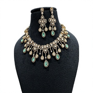 Parure de bijoux vintage plaqué or avec zircon, collier et boucles d'oreilles pour femme, motif floral, coupe poire, bijoux de mariage en alliage, ensembles de bijoux fantaisie - Product Image 2