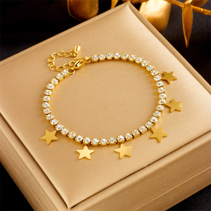 Parure de bijoux étanche en acier titane plaqué or, anti-décoloration, avec pendentif étoile et zircone, haute qualité - Product Image 3