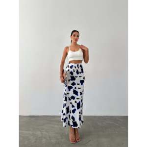 Elegante Falda Maxi de Cintura Alta para Mujer, Estampada, Satinada, Brillante, 100% Poliéster, Larga y Fluida, a la Moda - Product Image 1