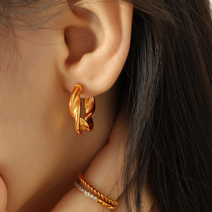 <b>Cuff</b> <b>Earrings</b> Gold Twisted Geometric Design Zinc Alloy Fashion Jewelry - Product Image 4
