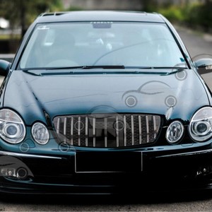 Mercedes-Benz E-Class W211 Grille Black And Silver ABS Plastic Bumper Fitment 2003-2009 - Product Image 3
