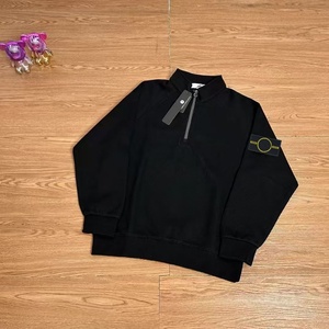 Pull-over en laine 100% vintage, coupe classique, chaud et confortable, style décontracté de luxe pour homme. - Product Image 4